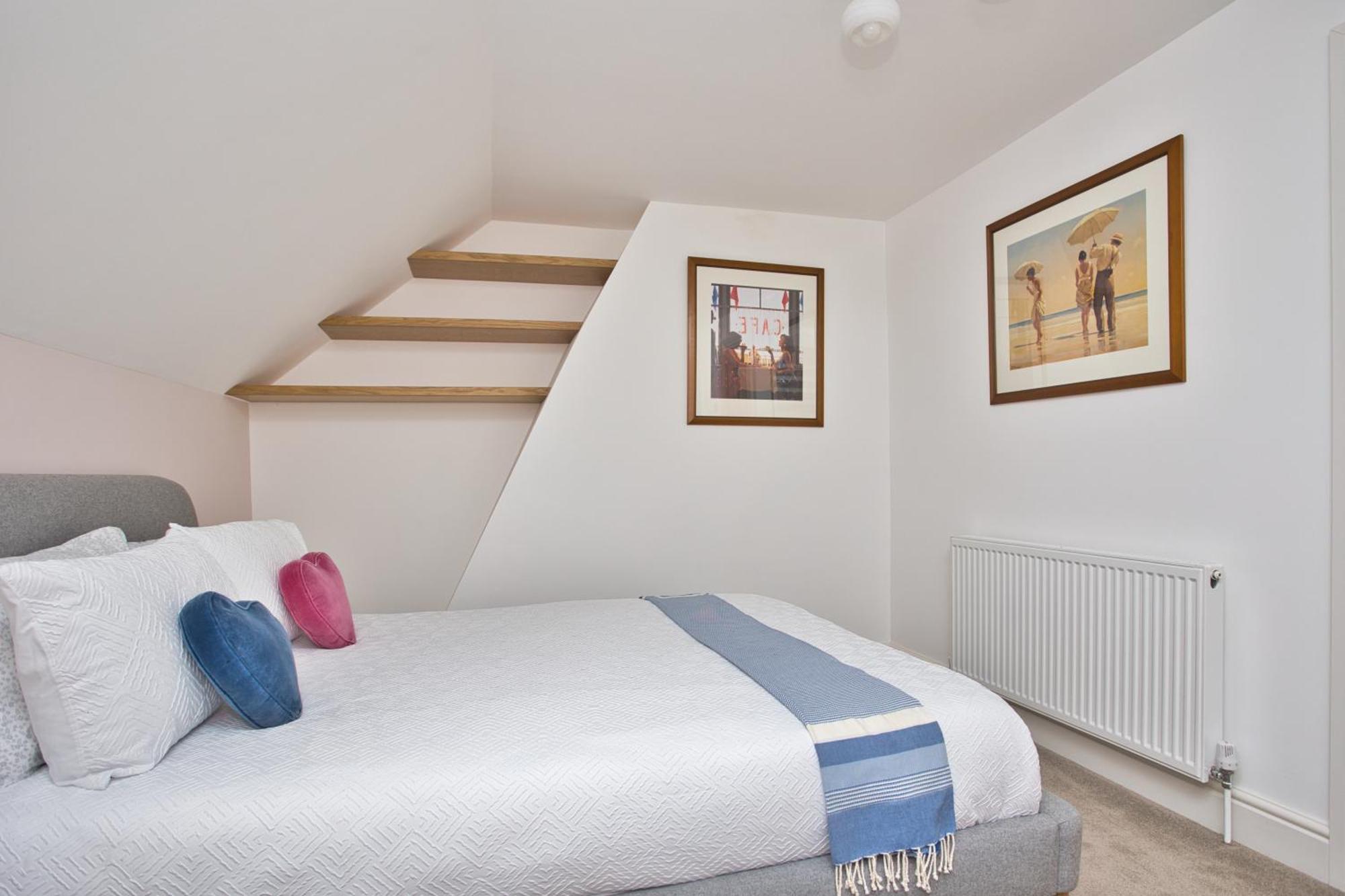 Spacious Seaside Escape In The Heart Of Deal, 4 Mins From The Beach Εξωτερικό φωτογραφία
