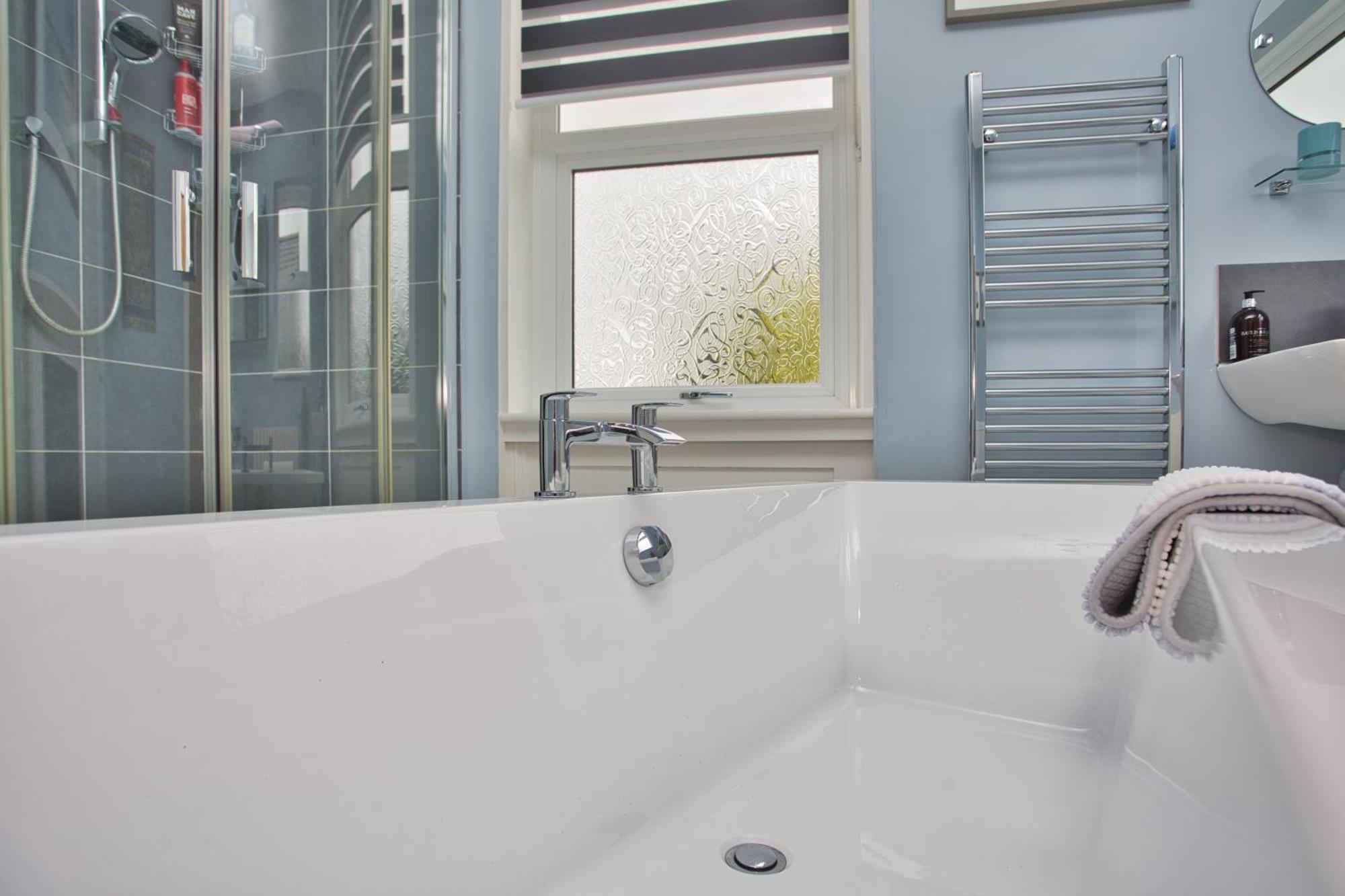 Spacious Seaside Escape In The Heart Of Deal, 4 Mins From The Beach Εξωτερικό φωτογραφία
